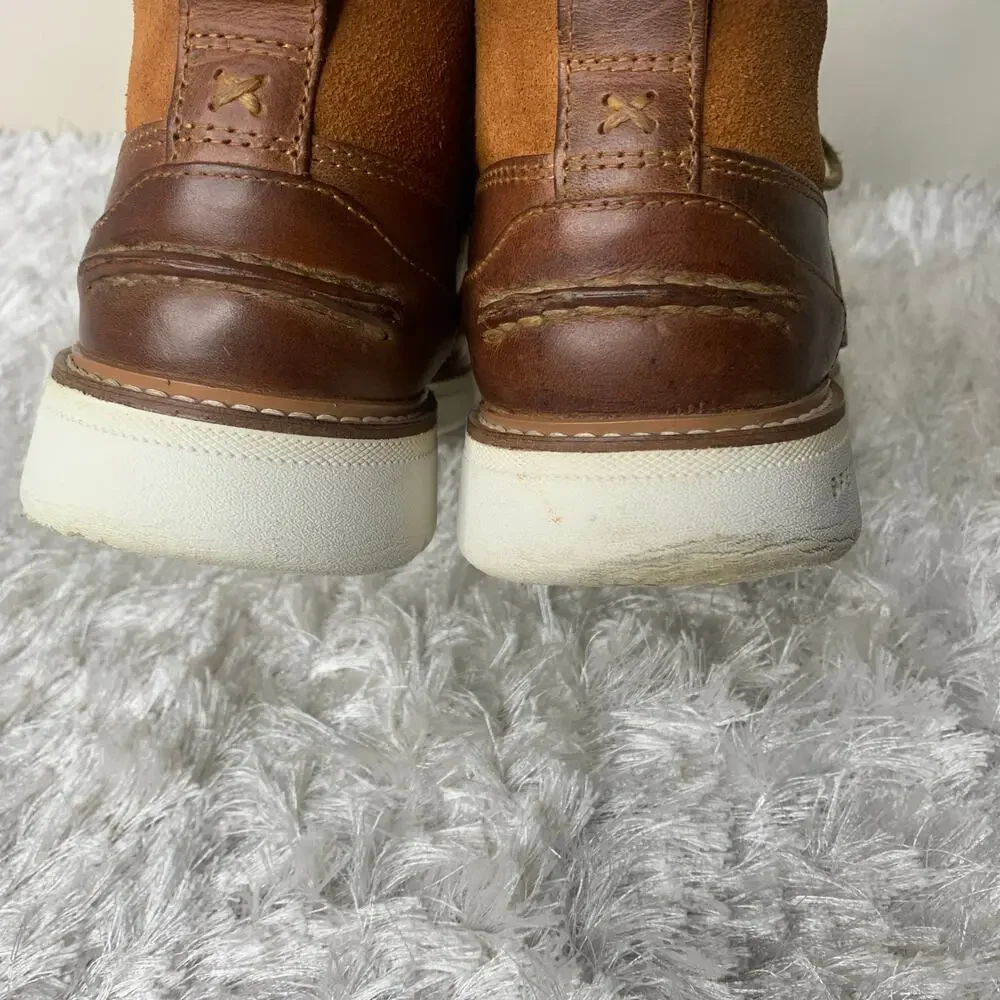 Sperry leather suede